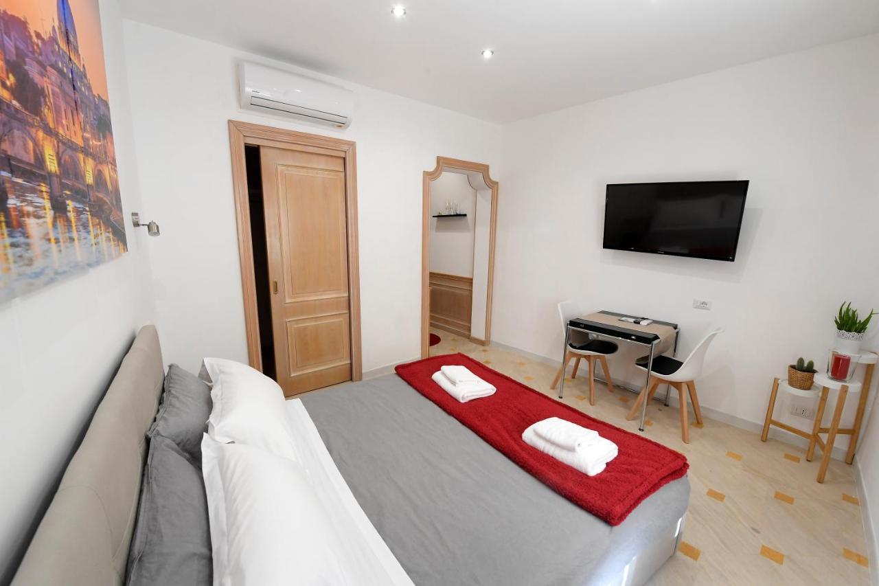 Апартаменти La Casa Degli Osti 2 - Piazza Navona Рим Екстер'єр фото